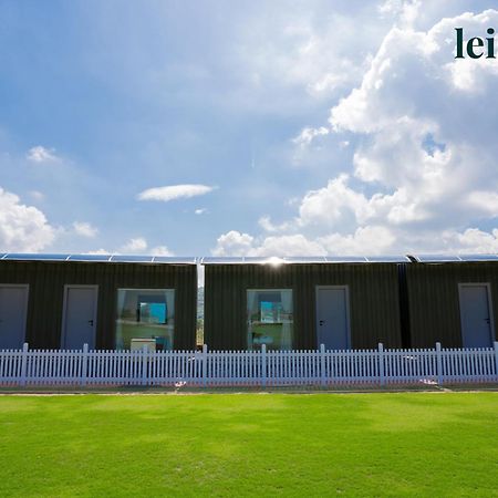 Stay Leisurely - Pavilion By The Hills, Lonavala - Stadium View Rooms Buitenkant foto
