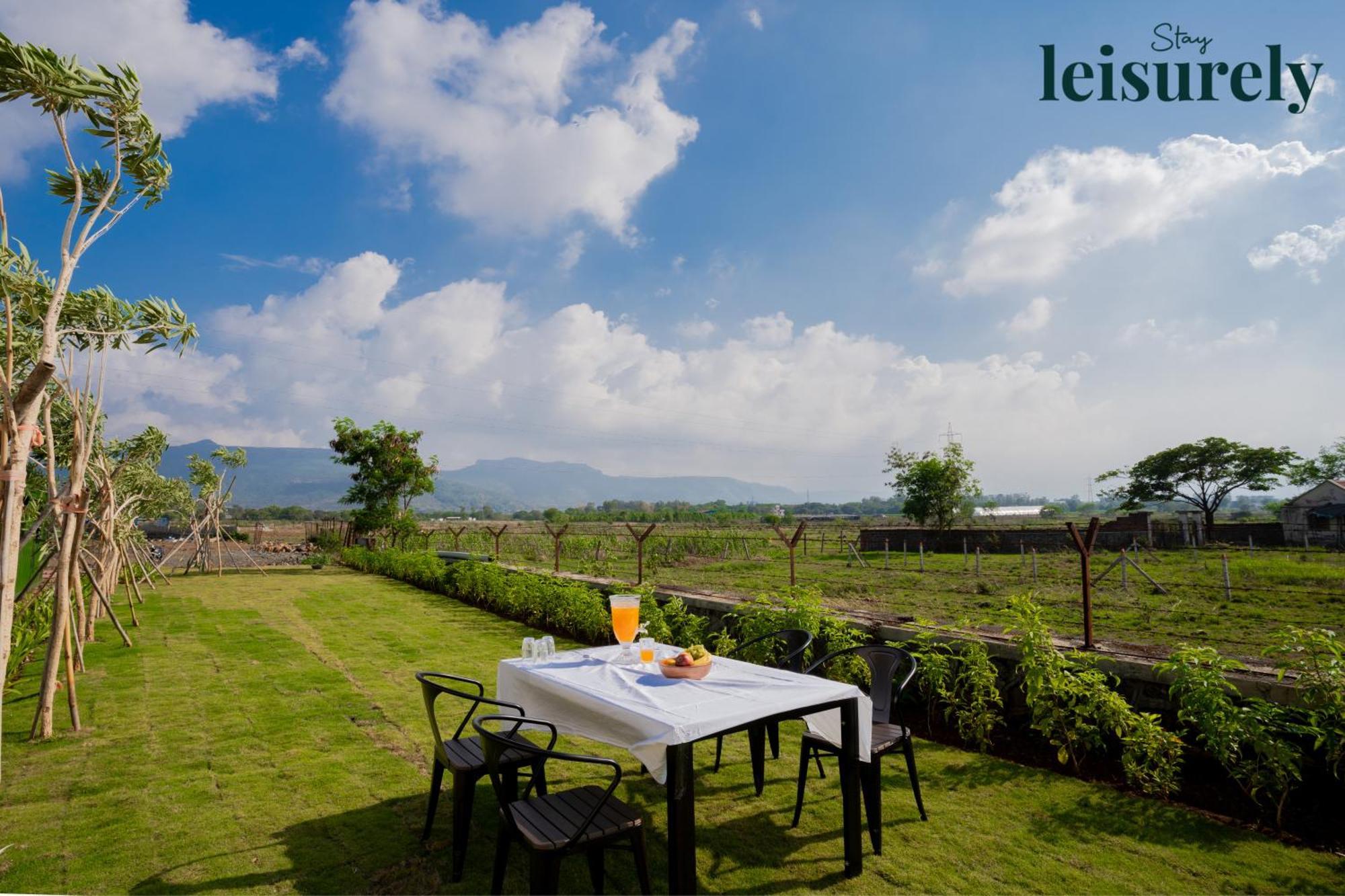 Stay Leisurely - Pavilion By The Hills, Lonavala - Stadium View Rooms Buitenkant foto